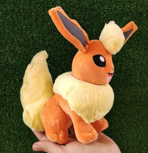 Eevee Piscando Pelúcia Original WCT 20cm