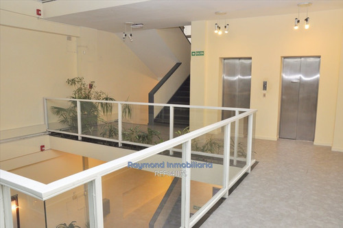 Imagen 4 de 21 de Edificio De Oficinas De Categoría Premium Cw141175
