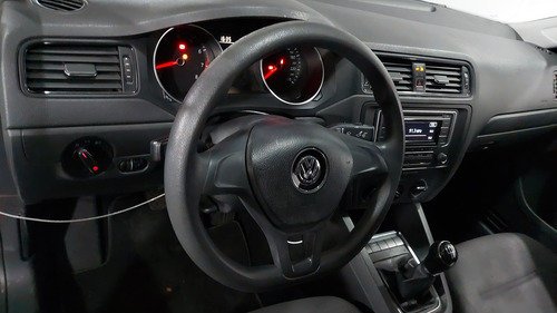 Volkswagen Jetta 2.0 Mt