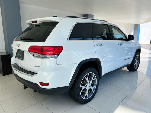 Jeep Grand Cherokee 3.6 Limited Lujo 4X2 At