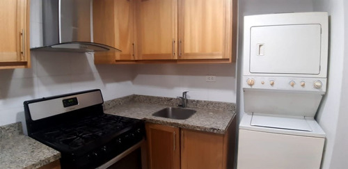 Imagen 7 de 14 de Apartamento En Alquiler Piantini Con Linea Blanca 3 Habitaciones Piscina
