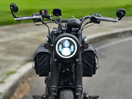 Royal Enfield Meteor Bobber