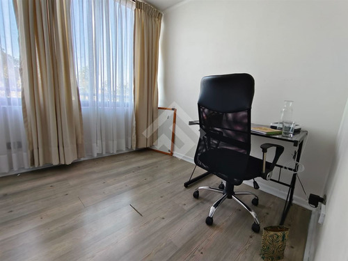 Departamento En Venta De 3 Dorm. En Cerrillos
