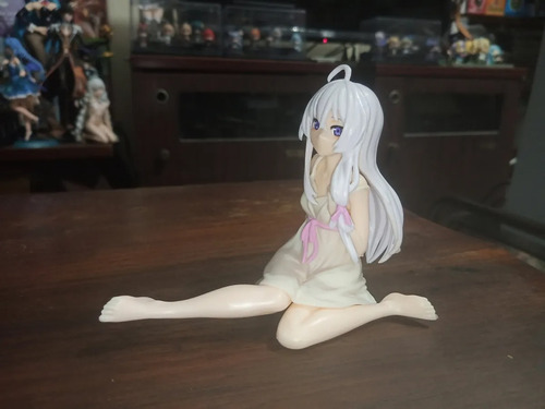 Figura Elaina Majo No Tabitabi