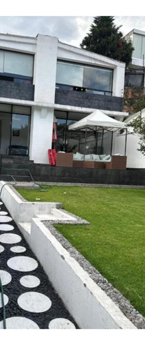 Casa En Venta En Lomas De Tecamachalco En Estado De México