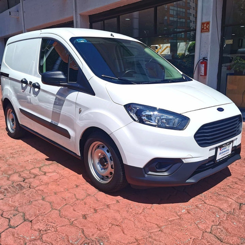 Imagen 2 de 8 de Ford Transit Courier