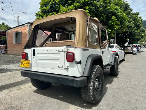 Jeep Wrangler Carpado
