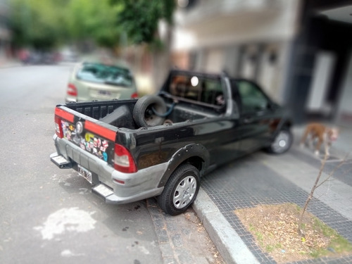 Fiat Strada 1.4 Working Cs Aa 2010