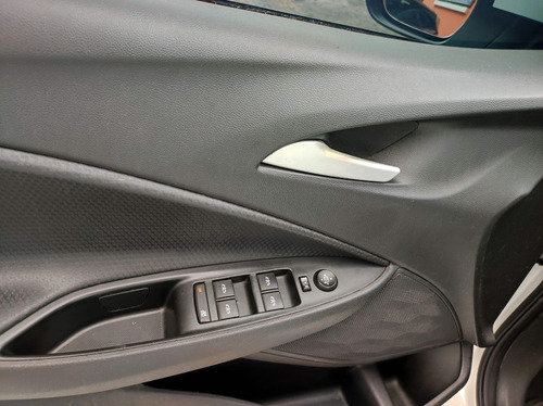 Chevrolet Onix plus 1.0 Ltz Turbo 4p
