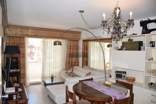 Apartamento Muy Cómodo En Alquiler De Temporada - Ref: 4979