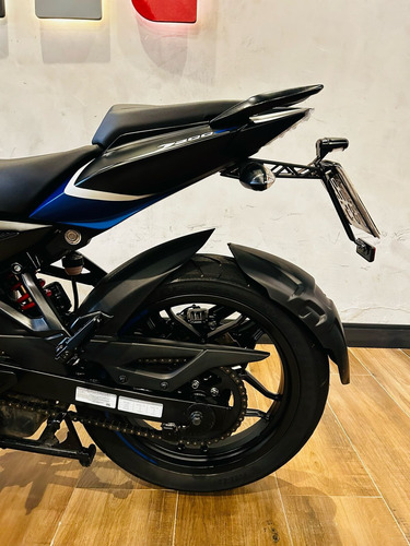 Bajaj Dominar 200 Abs 2023