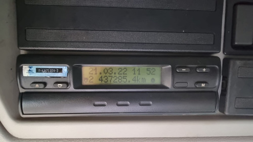 Imagem 4 de 15 de Volvo Vm 270 6x2 Ano 2013/2013 No Chassi