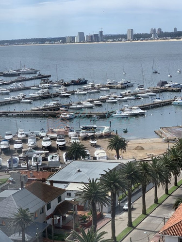 Imagen 19 de 23 de Punta Del Este-2 Dormitorio-vista Al Puerto- Edificio Lafayette