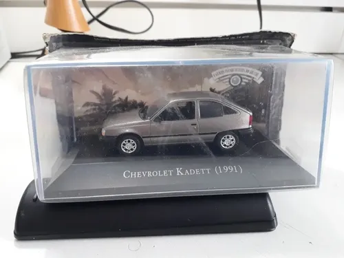 Miniatura Kadett 1991 ( Coleção Carros Inesquecíveis) | MercadoLivre