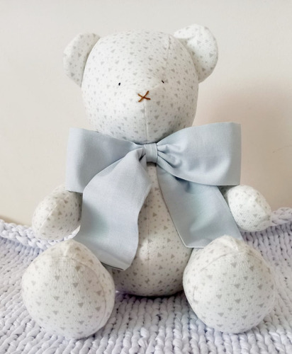 Imagem 4 de 7 de Urso Ursinho Peti Petá Veludinho Estampado 30cm