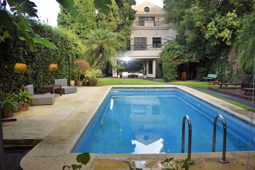 Casa En Venta En Casco De San Isidro, 5 Ambientes