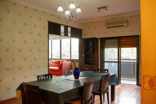 Departamento Con Tres Dormitorios En La Plata