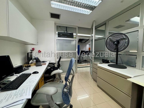 Oficina En Venta, Campo Alegre Mls #25-23726
