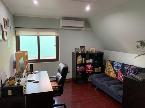 Casa Completamente Remodelada En Barrio Patrimonial