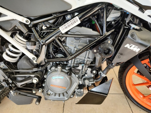 Imagen 19 de 20 de Ktm Duke 200 Ng (no Honda Twister Yamaha Fz25) Tomo Permuta