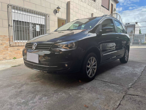 Volkswagen Suran 1.6 Comfortline 101cv 2014