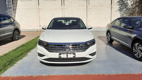 Volkswagen Vento Highline 250 Tsi At