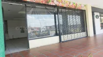 Comprar Se Alquila Local De Dos Niveles En Cabudare, Con Estacionamiento, Con Fluidez Peatonal Y Vehicular Ideal Para Llevar Tu Empresa A Otro Nivel, Hagamos Negocios De Valor Contáctame Dennymar B4b7948