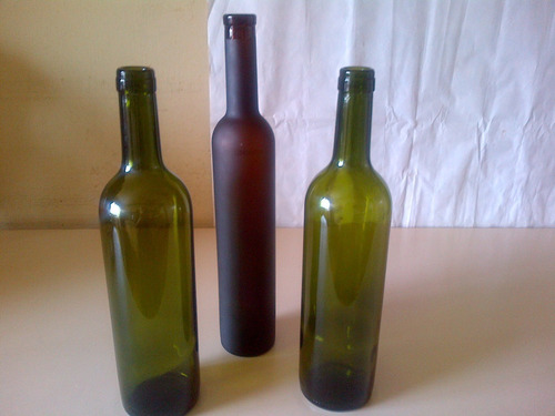 Imagen 1 de 10 de Botellas Vacias: Decoracion Y Coleccion. Originales.