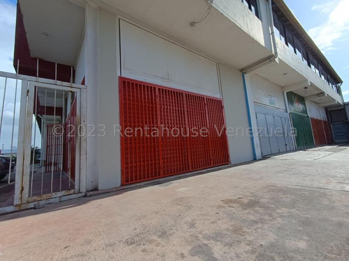 Local Comercial En Maracay En Complejo Privado De Galpones 25-16061 Holder
