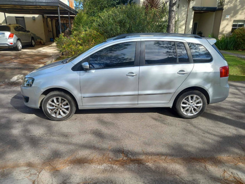 Imagen 5 de 8 de Volkswagen Suran 2014 1.6 Imotion Highline 110cv