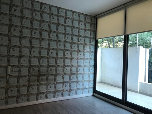 Departamento En Arriendo De 2 Dorm. En Las Condes