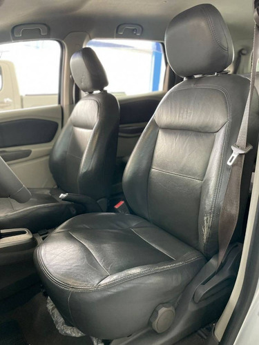 Imagem 10 de 11 de Chevrolet Spin 1.8 Ltz 8v Flex 4p Automático