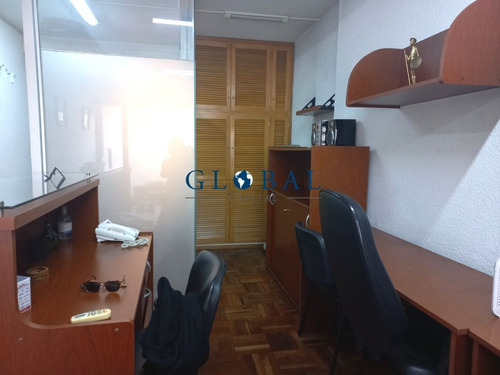 Oficina En Alquiler Ubicado En Centro