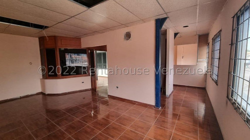 Imagen 15 de 30 de ¿? !! Ajlópez !! Atención Inversionistas!! Edificio 7 Locales 8 Oficinas Y Mas En Venta Centro Barquisimeto Lara, Venezuela , Código Rah 23-10145 $ 170000 5 Baños 490 M²