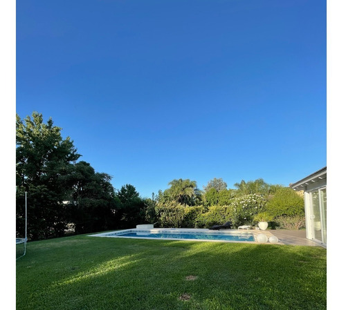 Imagen 13 de 21 de Venta Imponente Casa En La Concepción I, Luján