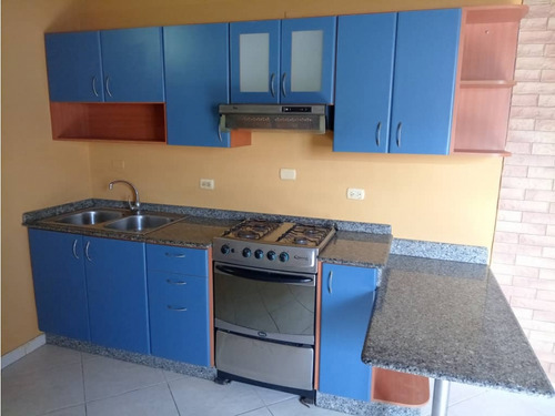 Casa En La Urb. Curagua A - Palma Real Ve17-044st-ojar