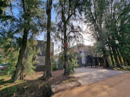 Imagen 1 de 19 de Duplex En Barrio Cerrado