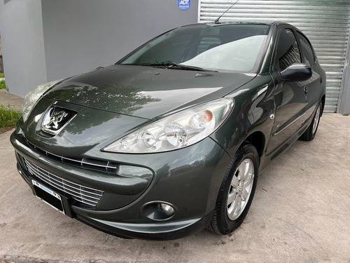 Imagen 16 de 25 de Peugeot 207 1.4 Hdi Allure 2012 / 5 Puertas / 1º Dueño