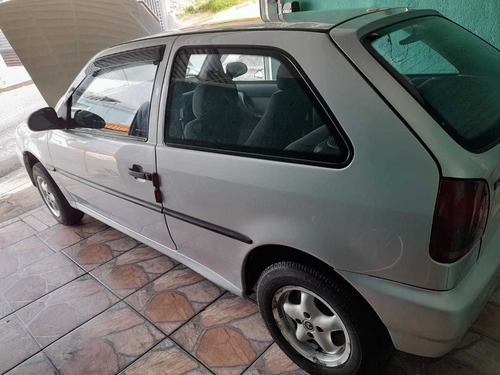 Imagem 2 de 5 de Volkswagen Gol 1997 1.6 3p Gasolina