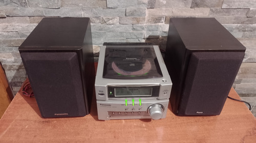 Microsystema Panasonic Radio Am-fm-cd-auxiliar-sound-reloj (Usado)
