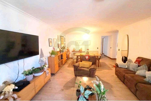 Departamento En Venta, 4 Dormitorios, Providencia