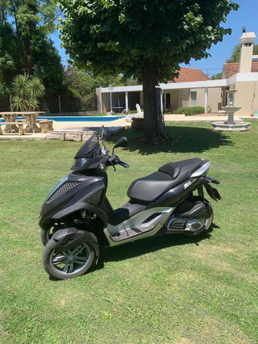 Imagen 3 de 4 de Scooter Piaggio Vespa Yourban Mp3 300 Cc - 3 Ruedas