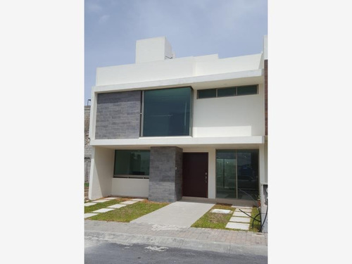 Imagen 1 de 12 de Casa Sola En Venta Colosio