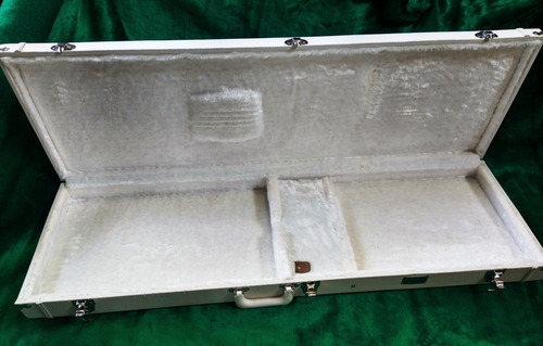 Estuche Case Para Bajo Fender (Usado)