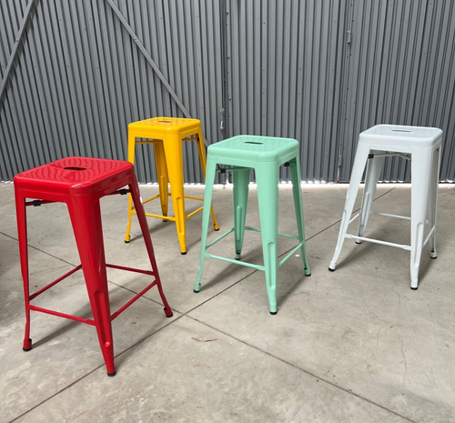Bleu Muebles: Set De 2 Bancos Tipo Tolix Acero 76cm Altura Acabado de la estructura N/A Color Rojo
