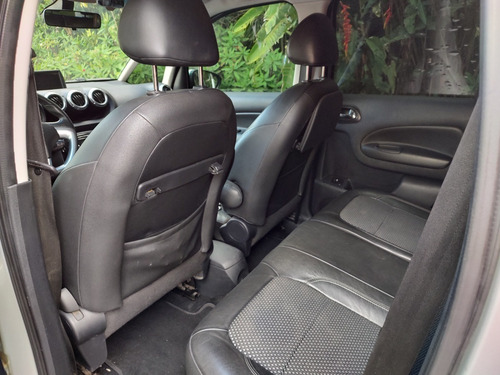 Imagem 5 de 15 de Citroen C3 Picasso Exclusive 1.6 Flex 2012