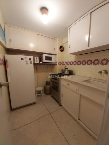 Imagen 13 de 30 de Apartamento En Venta Y Venta En Punta Del Este, Península, Céntrico, Piso Alto Con Muy Linda Vista Despejada