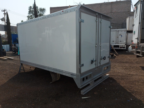 Caja Refrigerada De 4 Metros De Largo Para 6 Tarimas