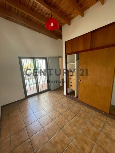 Imagen 8 de 9 de Casa En Dos Plantas Godoy Cruz