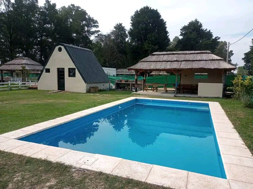 Cabañas & Piscinas ...